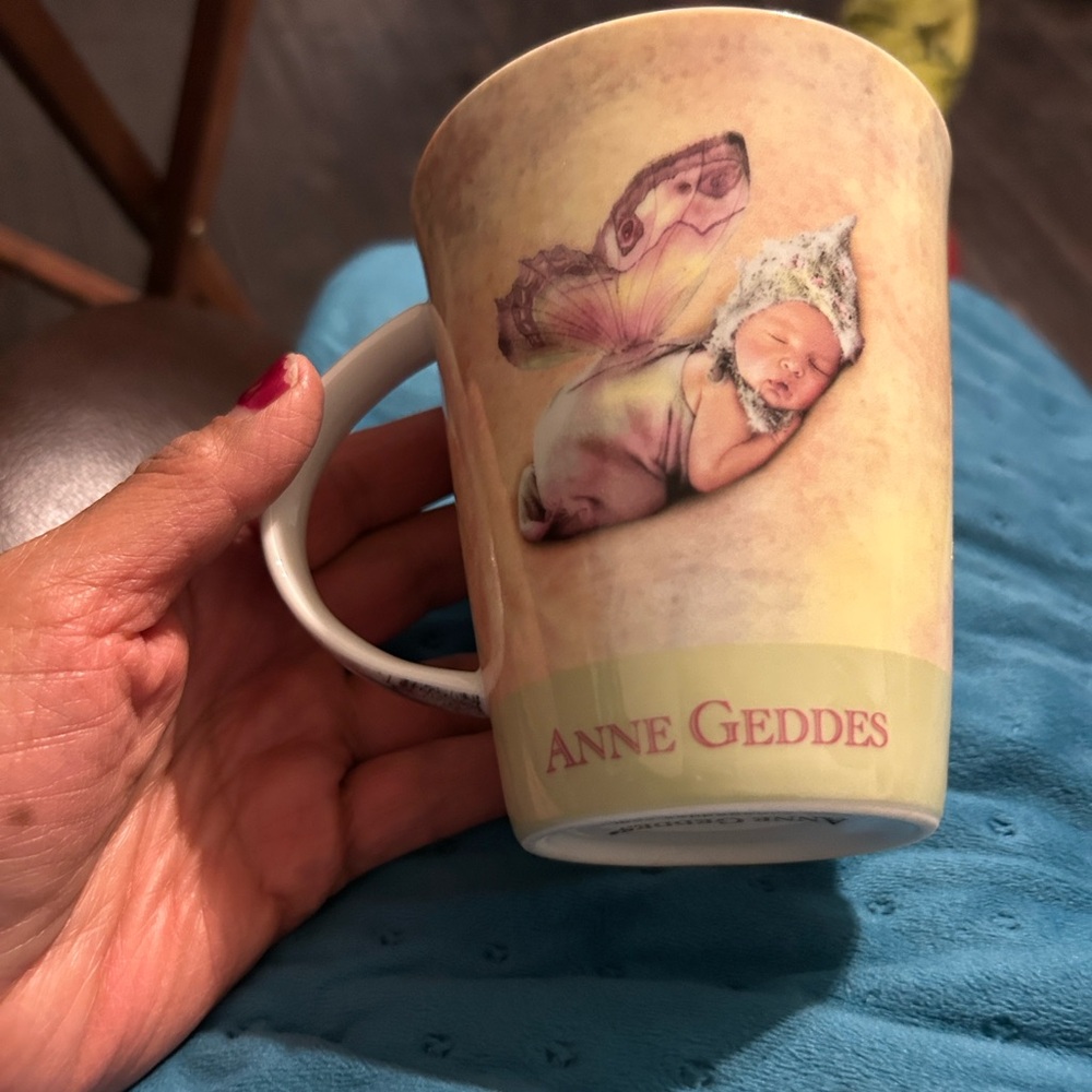 Anne Geddes Baby Butterfly Mug - Cream